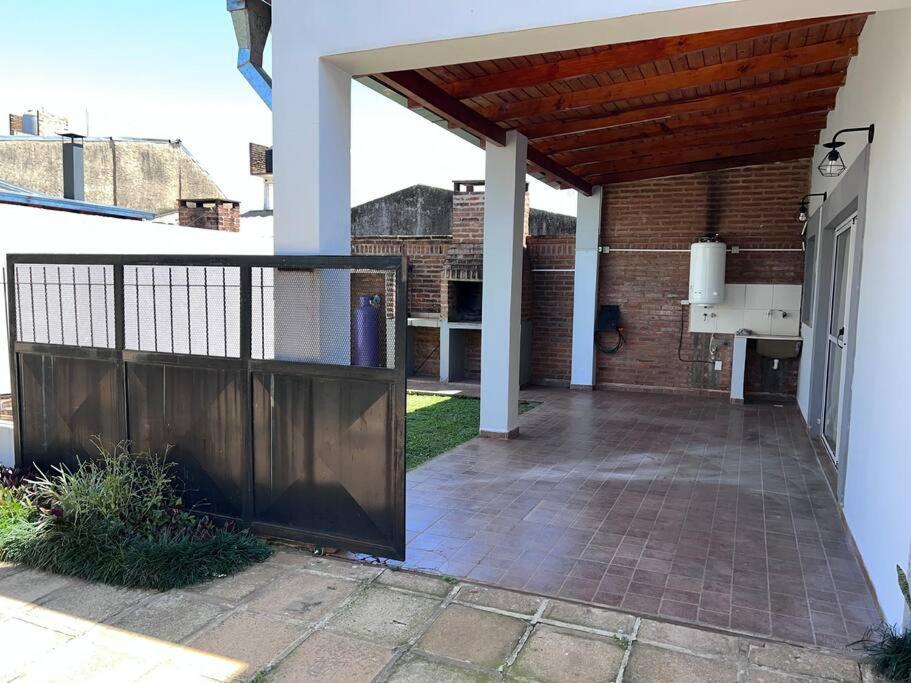 Hermoso Duplex En Barrio Cerrado Посадас Экстерьер фото